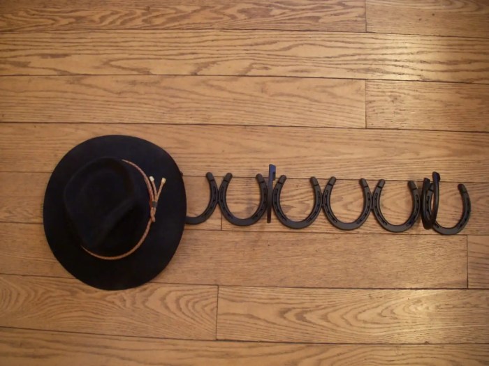 Amazon.com: TICKCACY Cowboy Hat Rack for Wall, Metal Fleur-De-Lis Cowboy Hat Holder for 4 Hats ...
